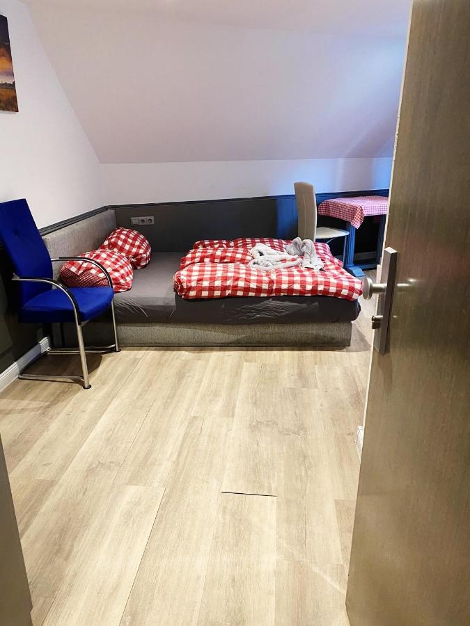 שטוטגרט Hotel Waldhorn מראה חיצוני תמונה